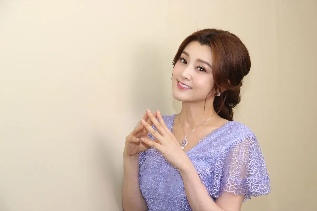 「お終活3 幸春! 人生メモリーズ」に出演し取材に応じた藤原紀香さん